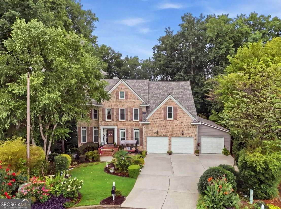 Photo of 214 Glenbrook Lane