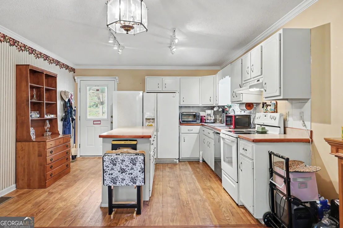 Photo of 196 White Street