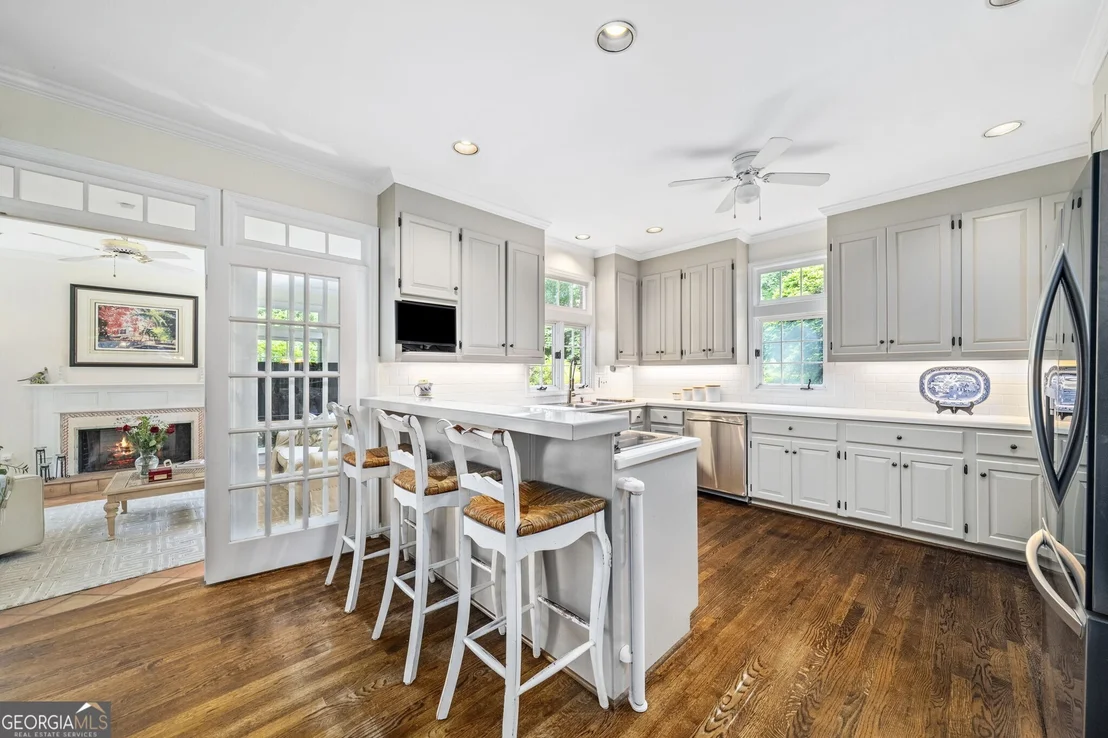 Photo of 9100 Huntcliff Trace