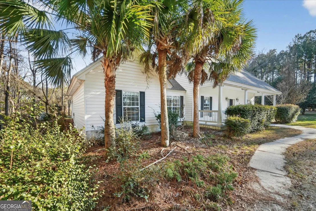 Photo of 1047 Juniper Lane