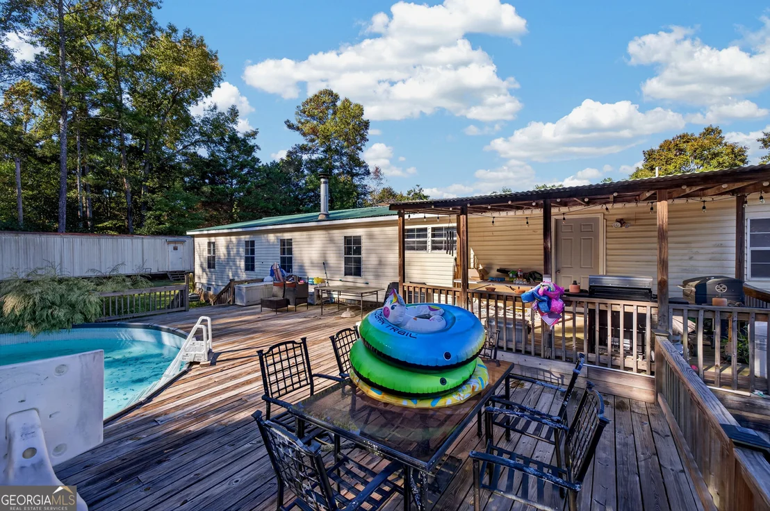 Photo of 2150 Centennial Road