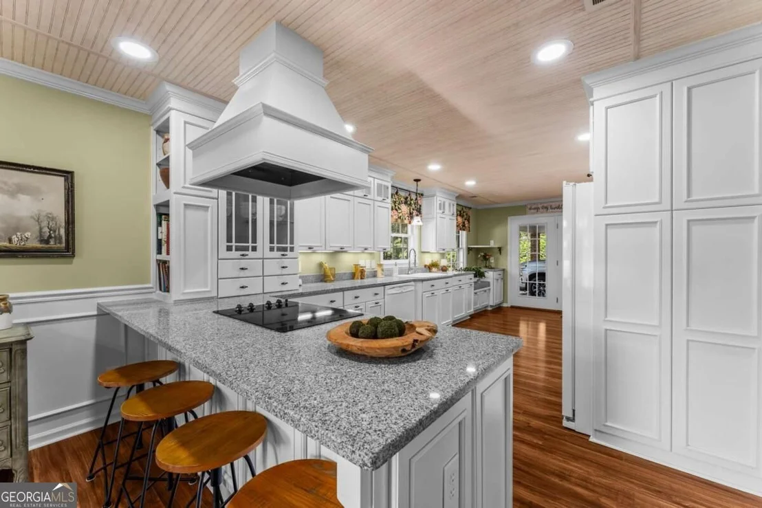 Photo of 118 Pineneedle Road