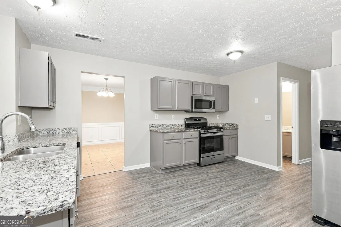 Photo of 228 Biltmore Way