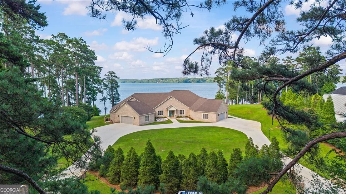 Photo of 208 MERION Drive