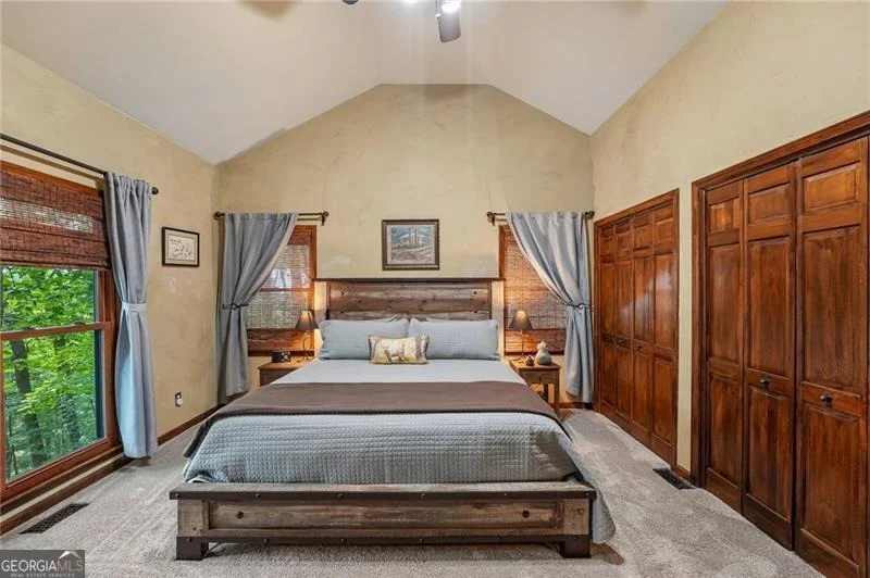Photo of 1482 Valley View Drive