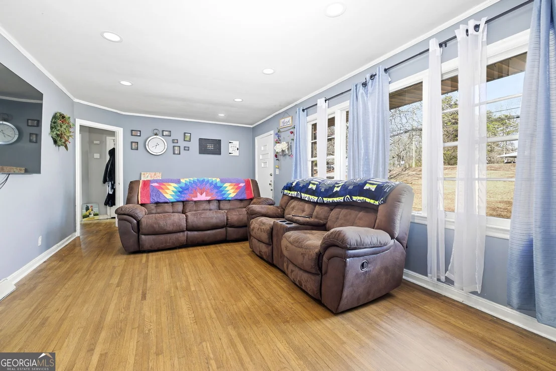 Photo of 27 Hilltop Lane