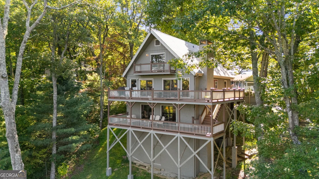 Photo of 234 Saddleback Circle