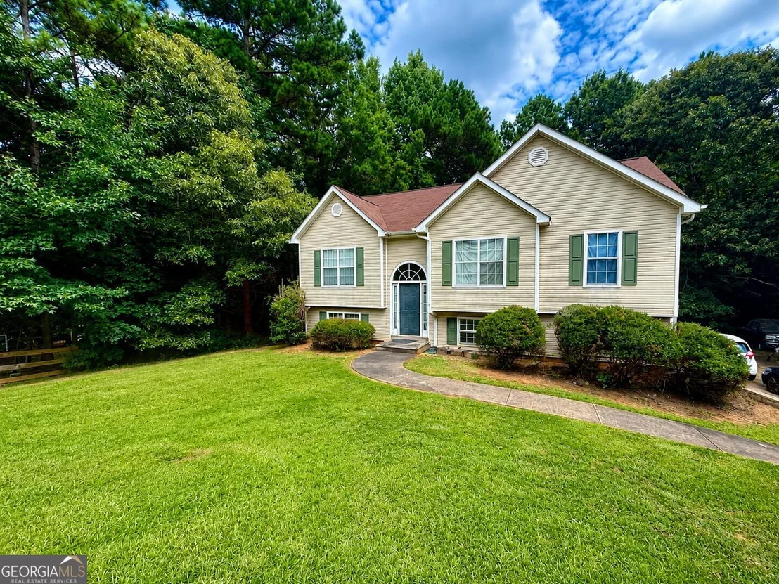 Photo of 129 Hampton Brook Drive