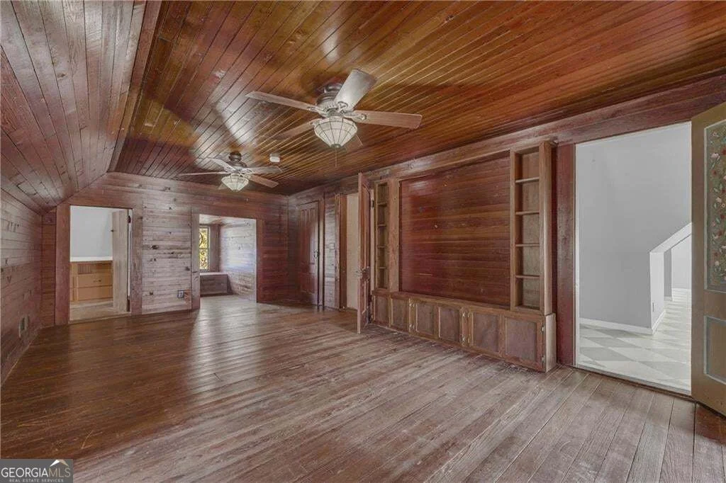 Photo of 5921 Bostwick Highway