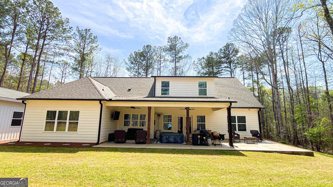 Photo of 184 Clearview Drive W