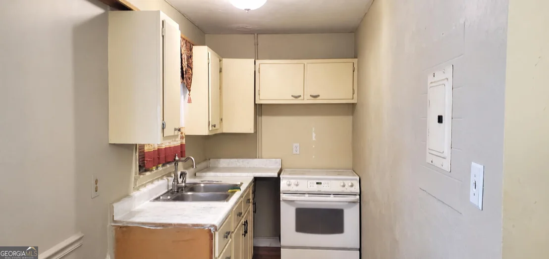 Photo of 2739 Deeb Drive