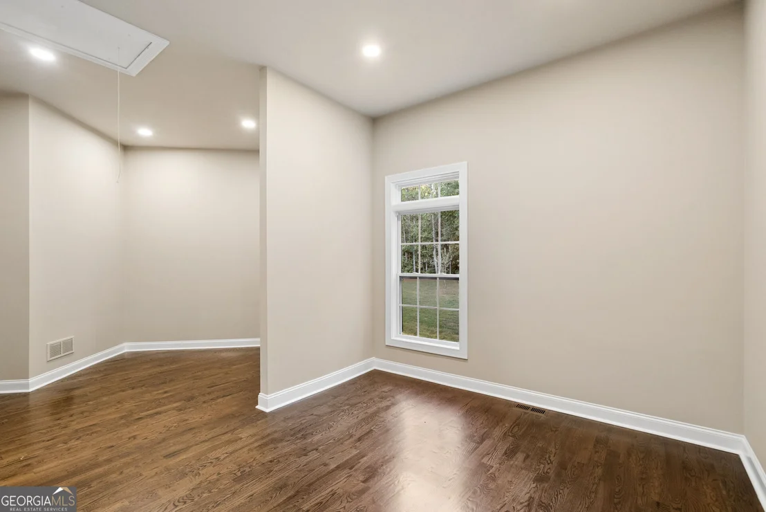 Photo of 3520 Clack Road