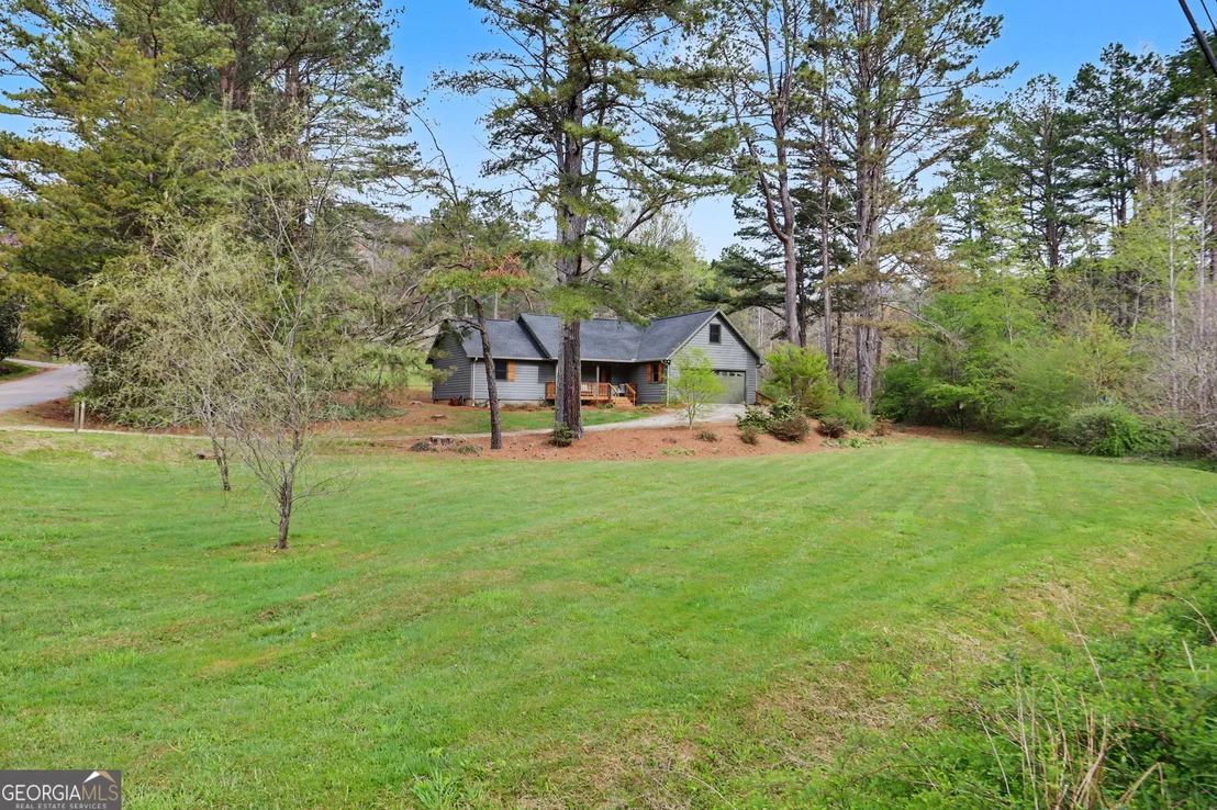 Photo of 18 Saga Mountain Road