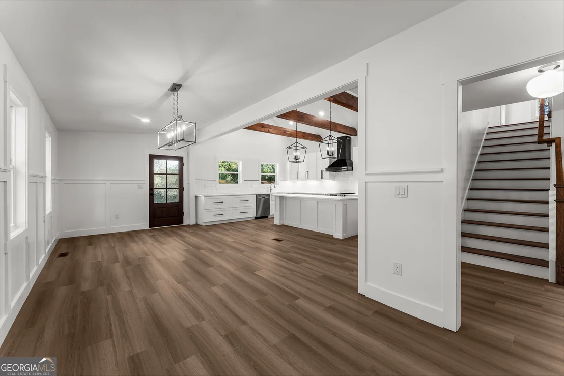 Photo of 3288 W US-280