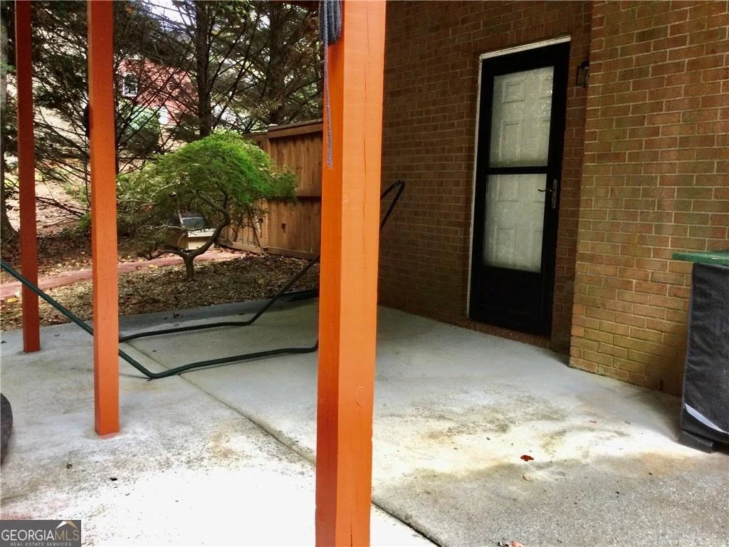 Photo of 6315 Robins Trace