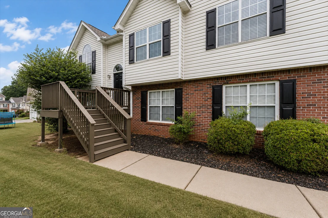 Photo of 1312 Vine Circle