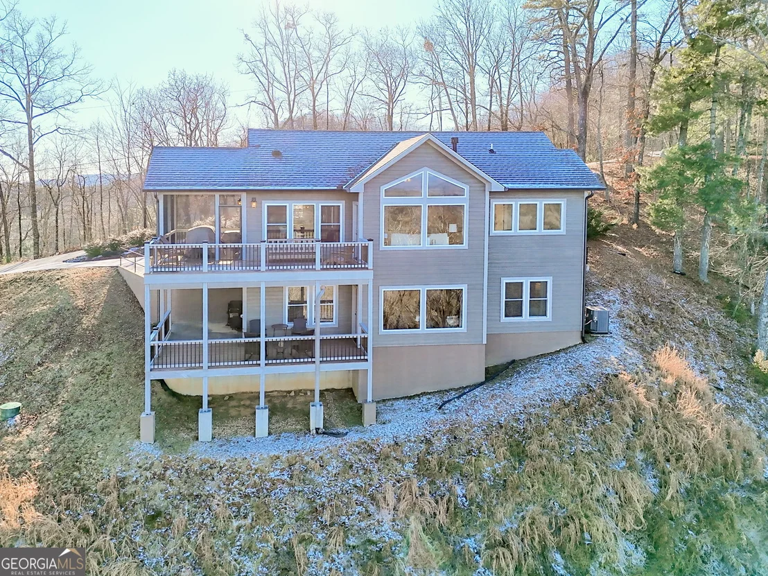 Photo of 916 Arbor Drive
