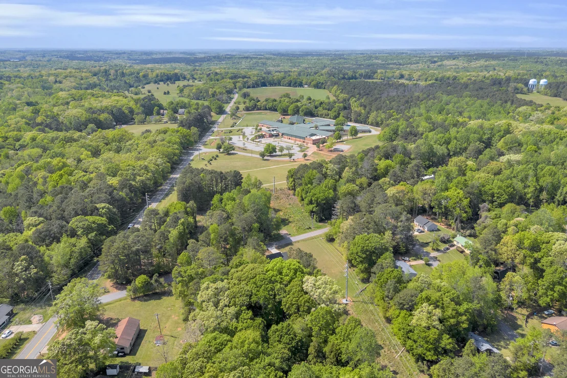 Photo of 140 Rustwood Drive