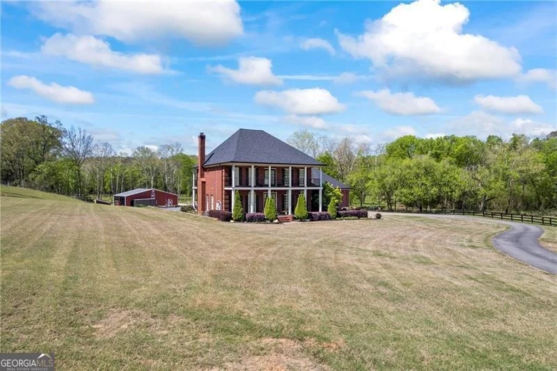 Photo of 175 Tom Jones Road