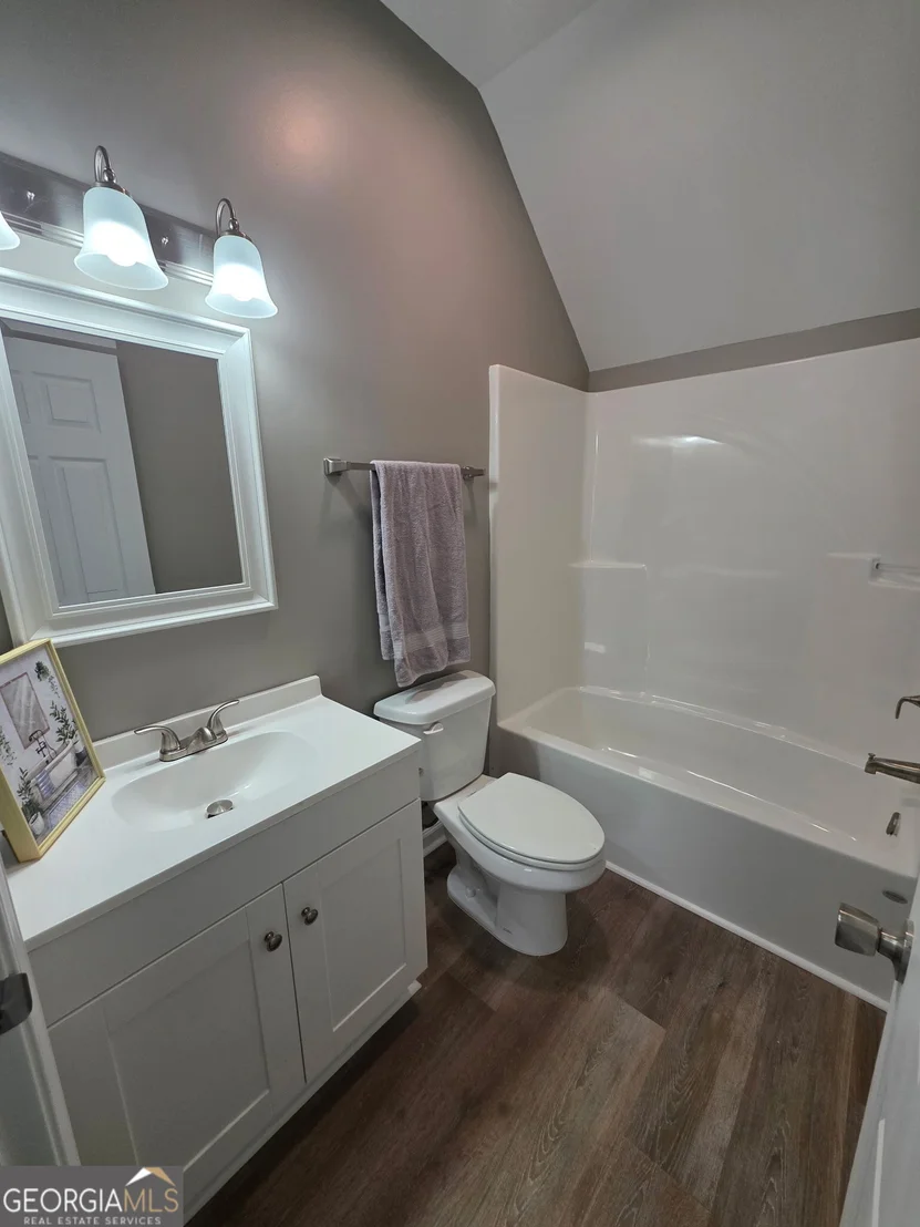 Photo of 255 Tremont Circle