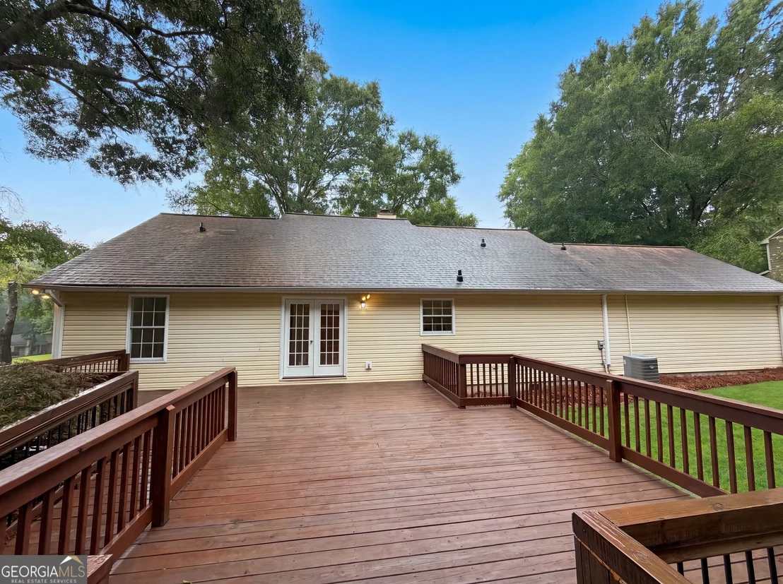 Photo of 160 Regency Drive