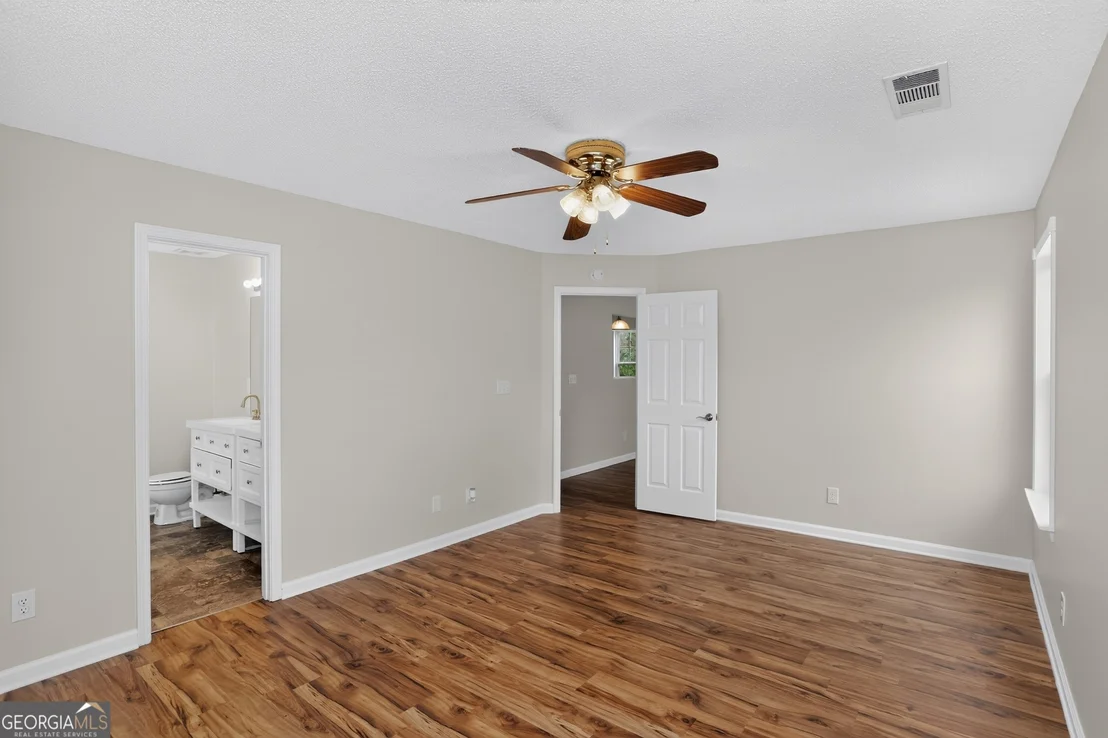 Photo of 3502 Devon Chase Road