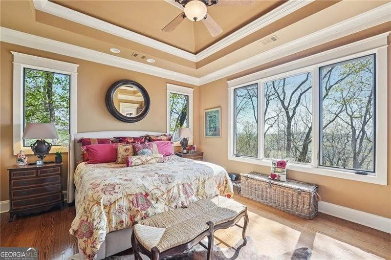 Photo of 1041 Cox Mountain Drive