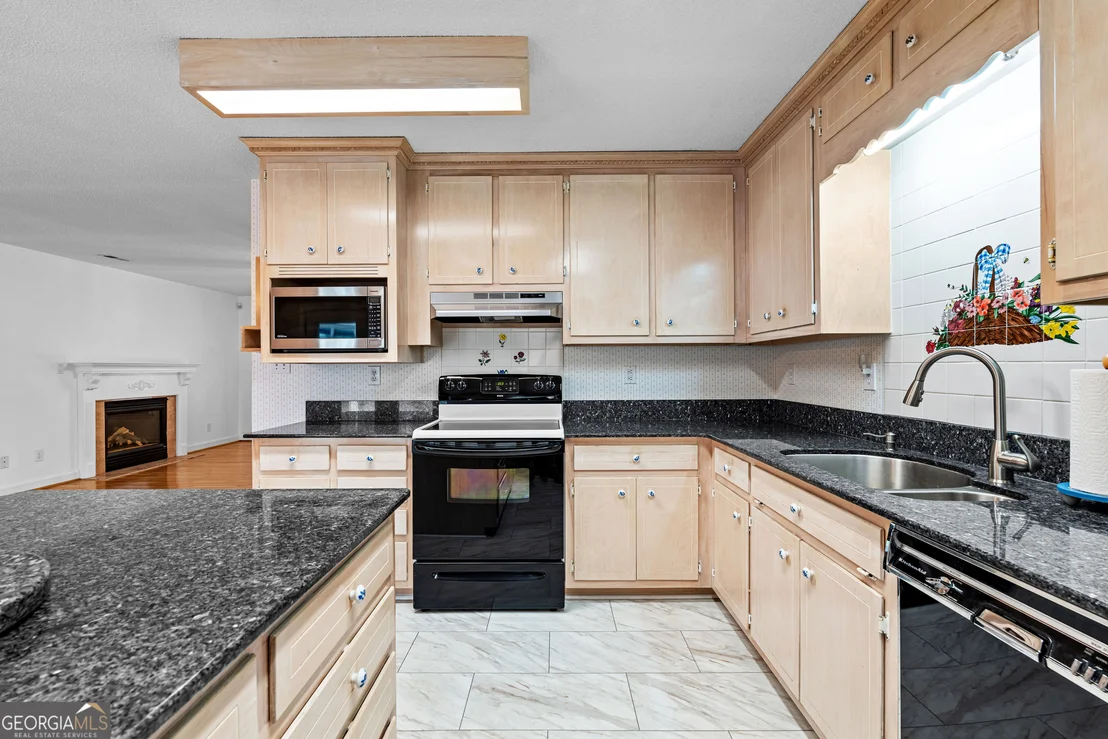 Photo of 423 Woods Road