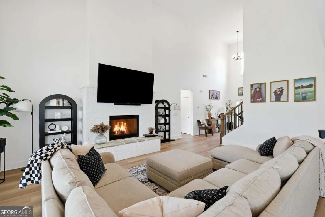 Photo of 2049 Chestnut Oak Trail