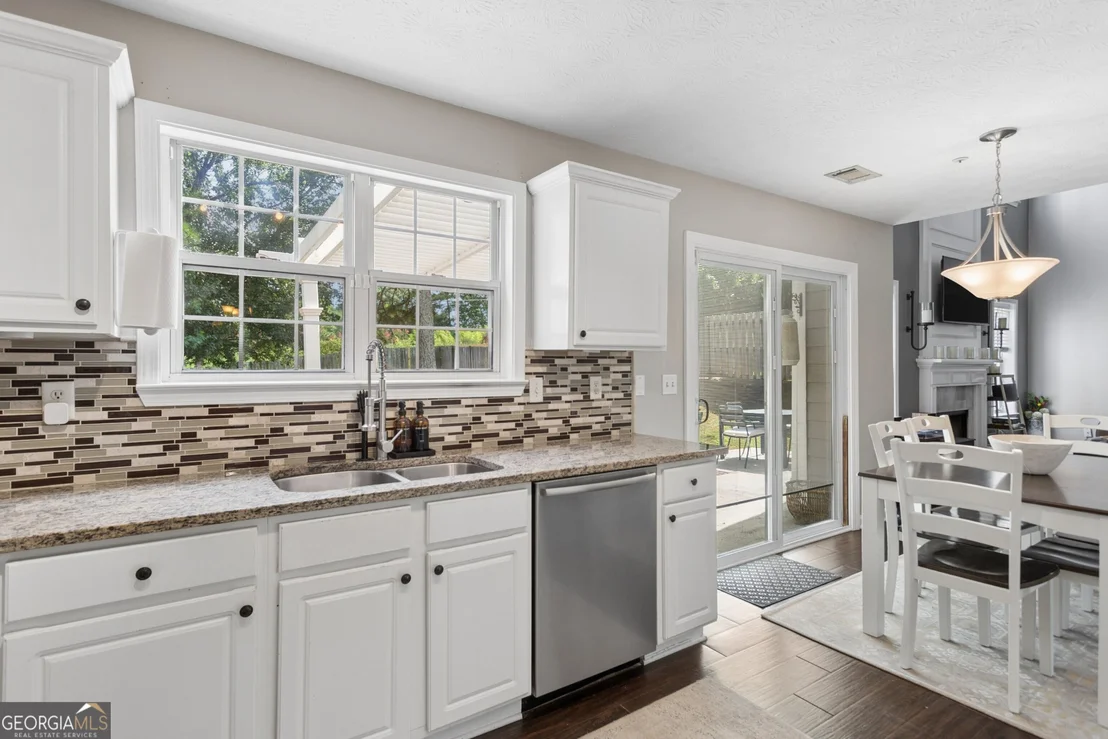 Photo of 1418 Glenover Circle