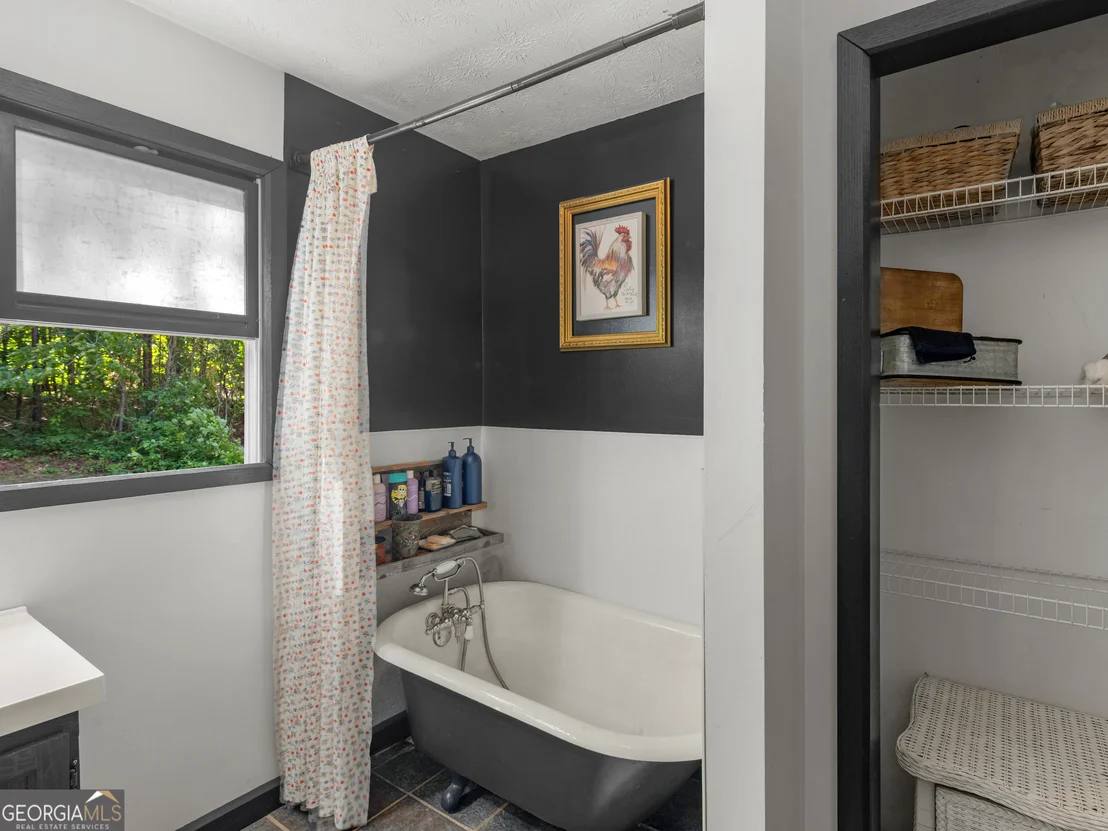Photo of 1018 Grandview Road
