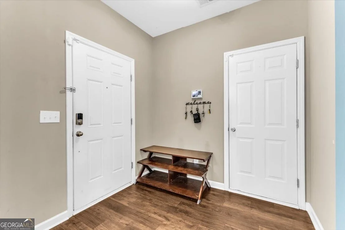 Photo of 413 Lions Den Drive