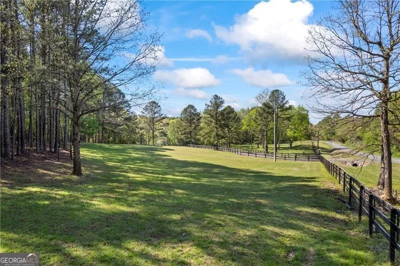 Photo of 175 Tom Jones Road