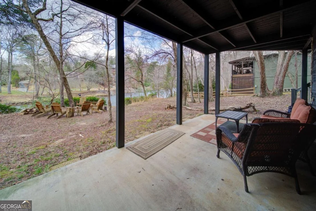 Photo of 265 Echo Lane