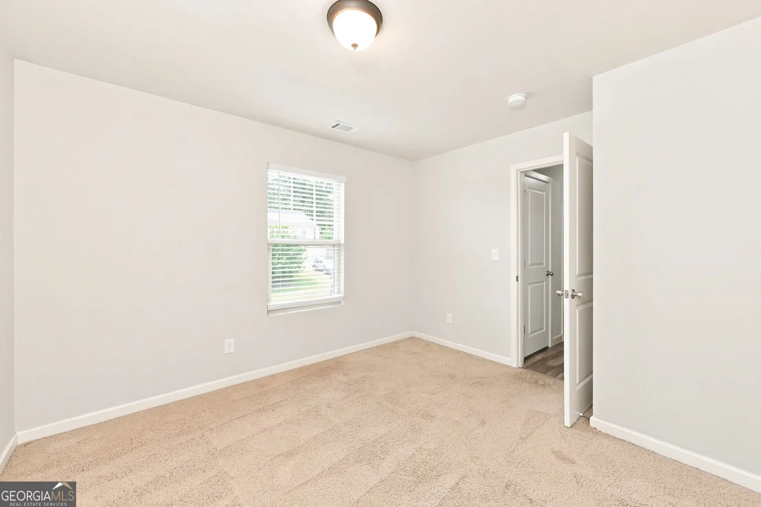 Photo of 1043 Sutherland Drive