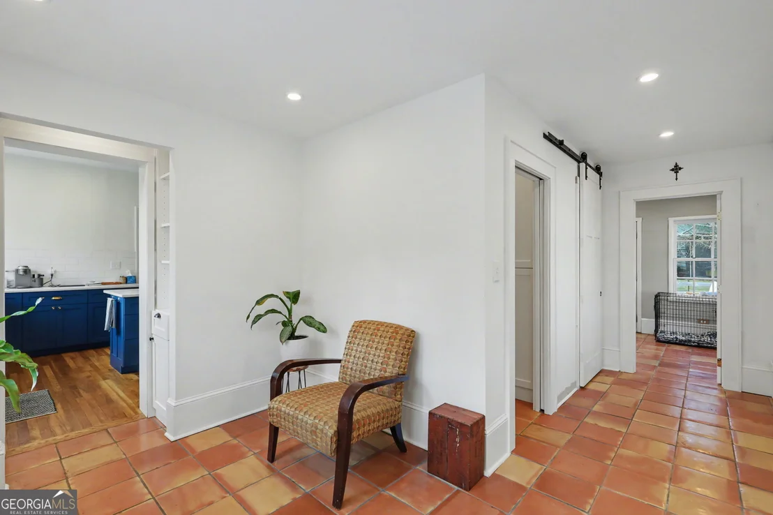 Photo of 33 Maple Street