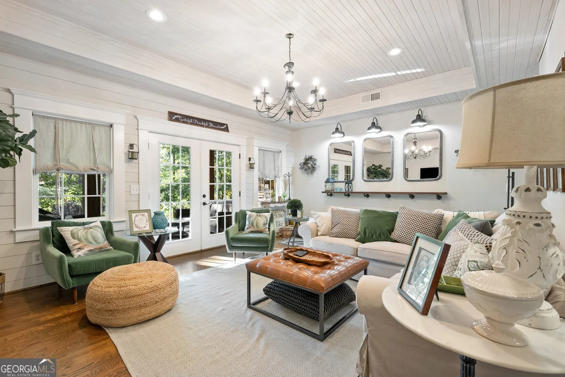 Photo of 505 River Ridge Road