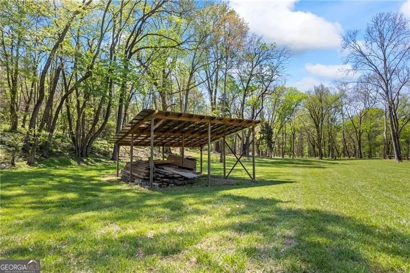 Photo of 175 Tom Jones Road