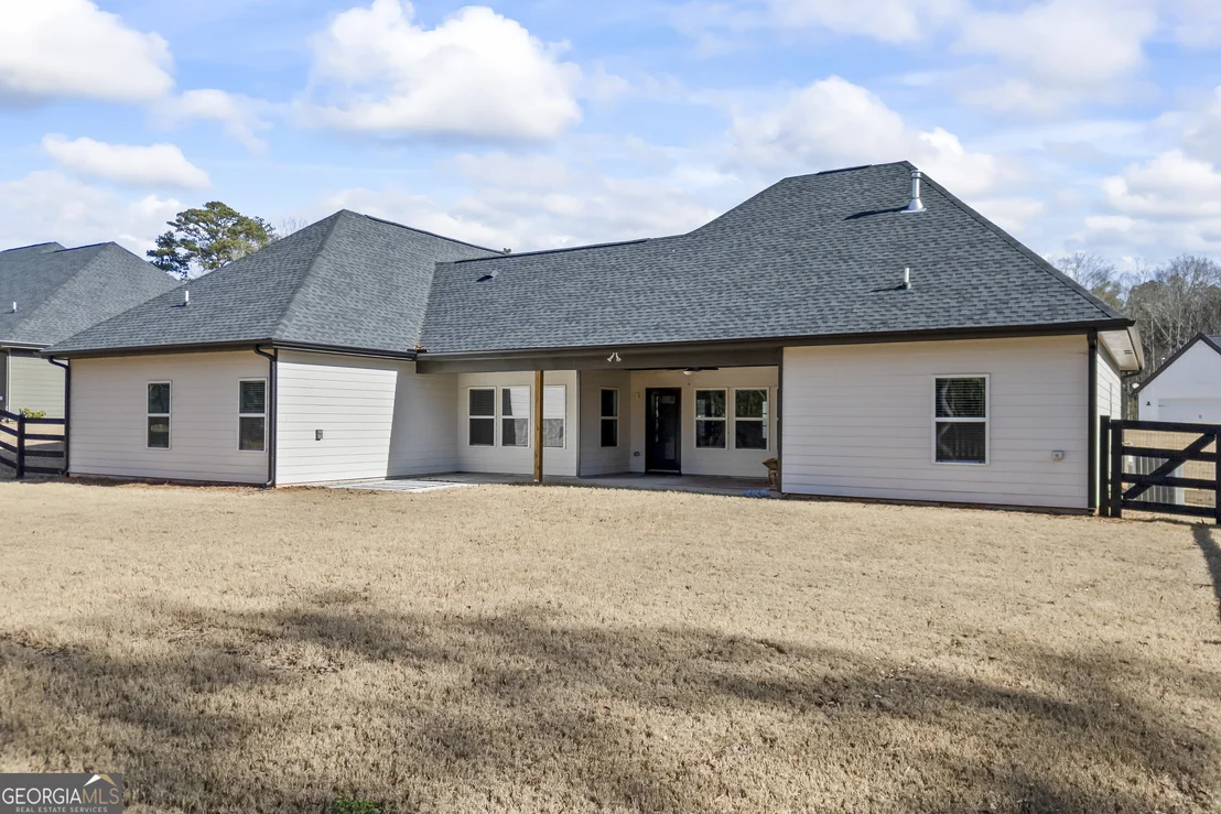 Photo of 152 White Oak Way