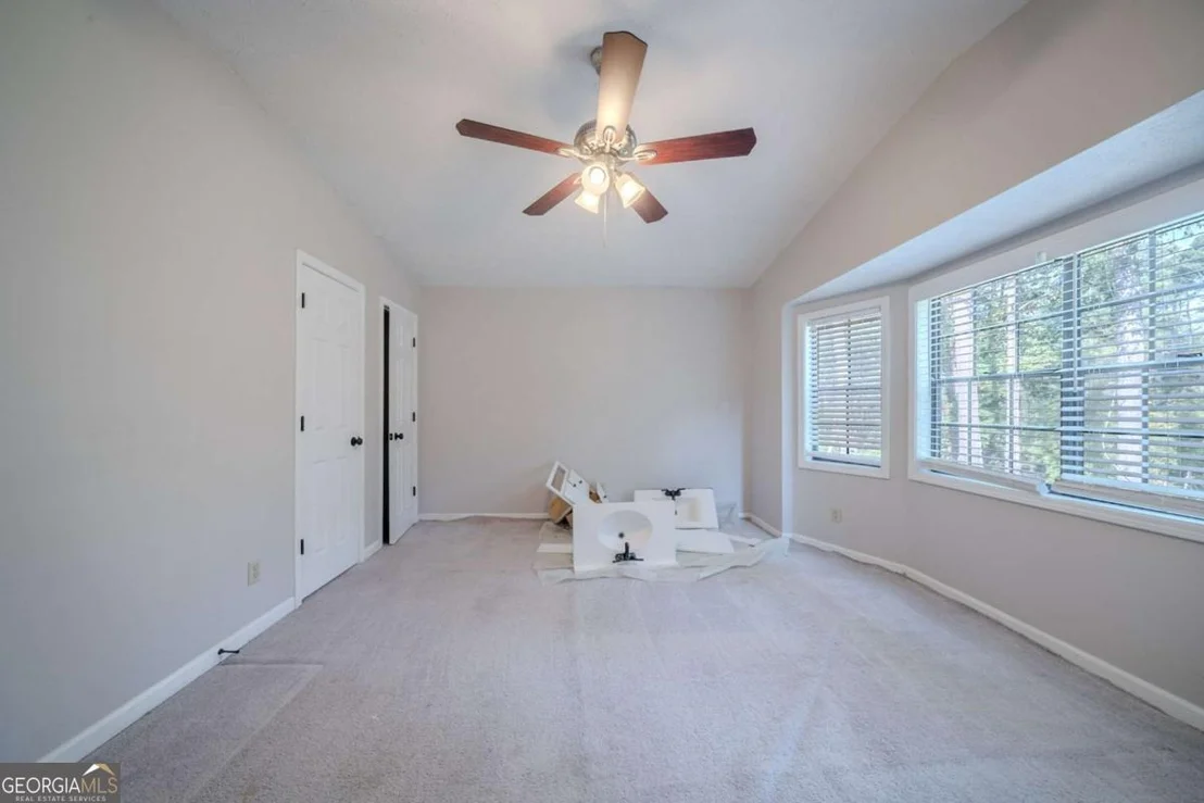 Photo of 4569 Iroquois Trail