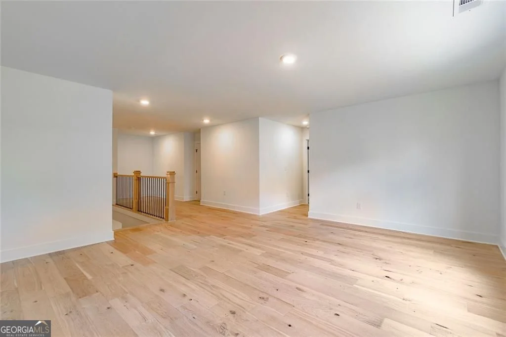 Photo of 5808 Swinging Gate Road