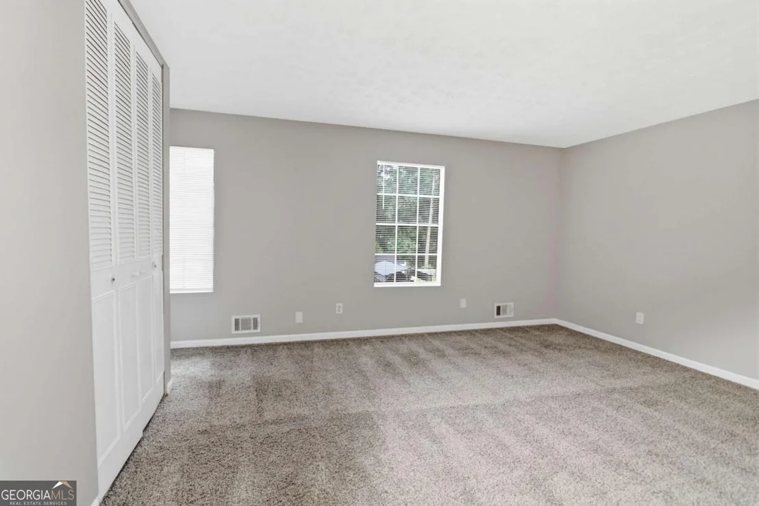 Photo of 1292 Brookvale Drive
