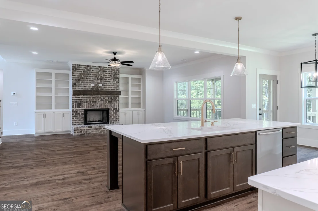 Photo of 1425 Willowbend Place