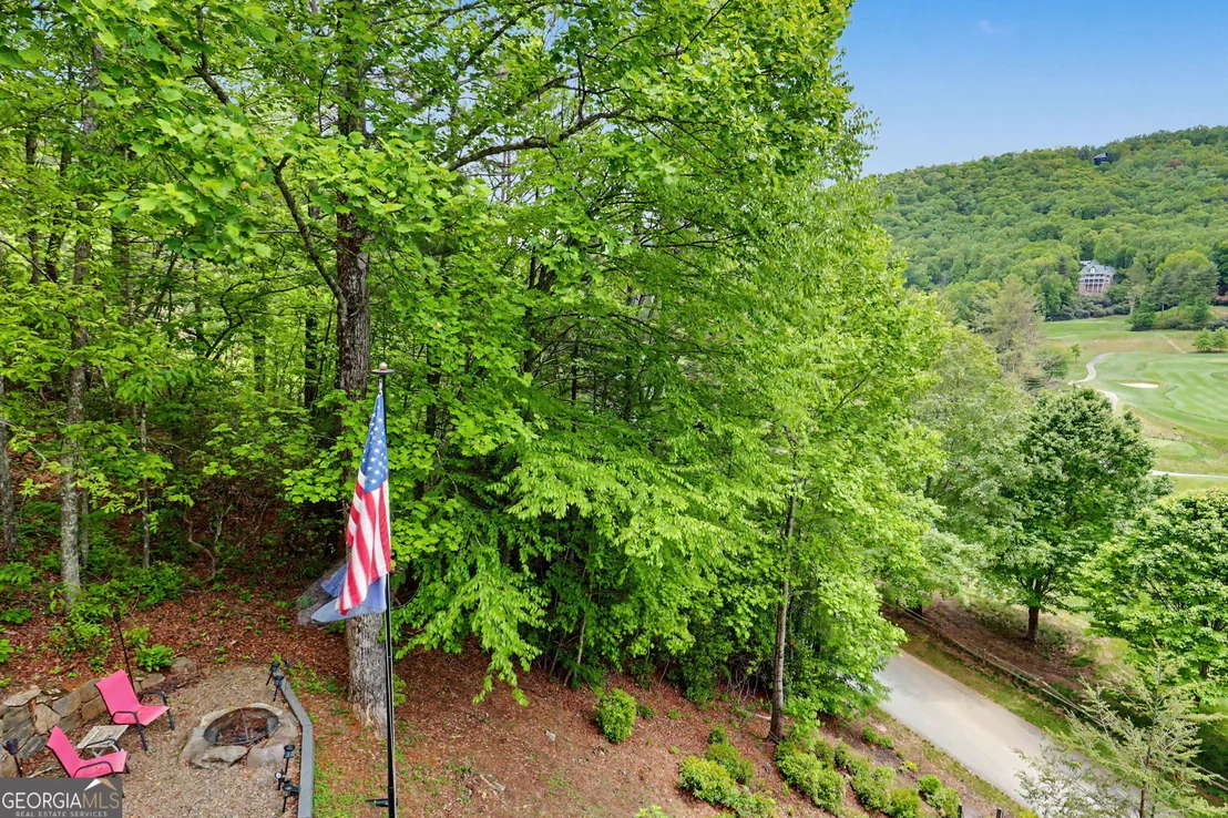 Photo of 854 Saddleback Circle