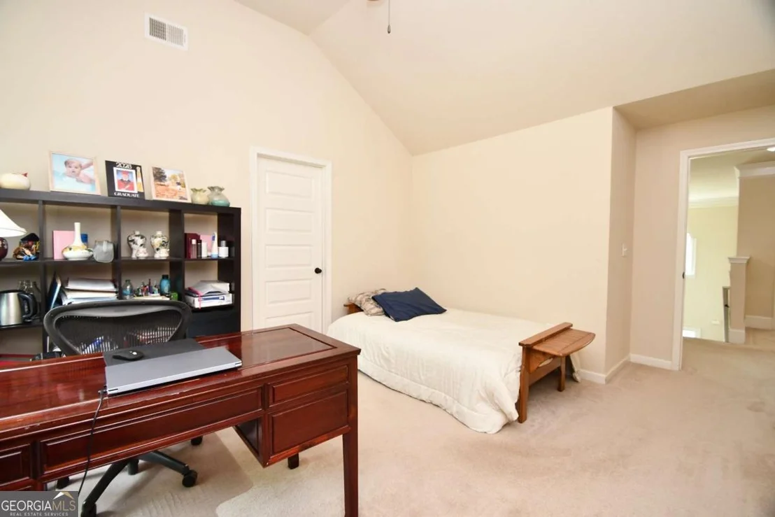 Photo of 1140 Riverhill Drive
