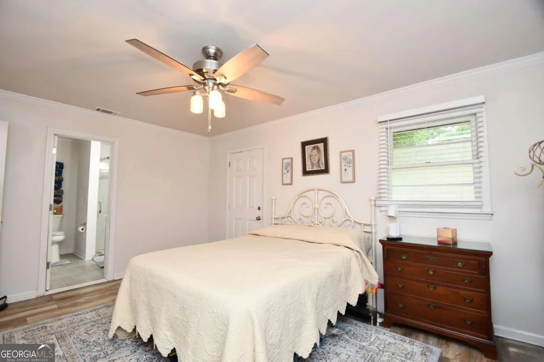 Photo of 280 Valleybrook Drive