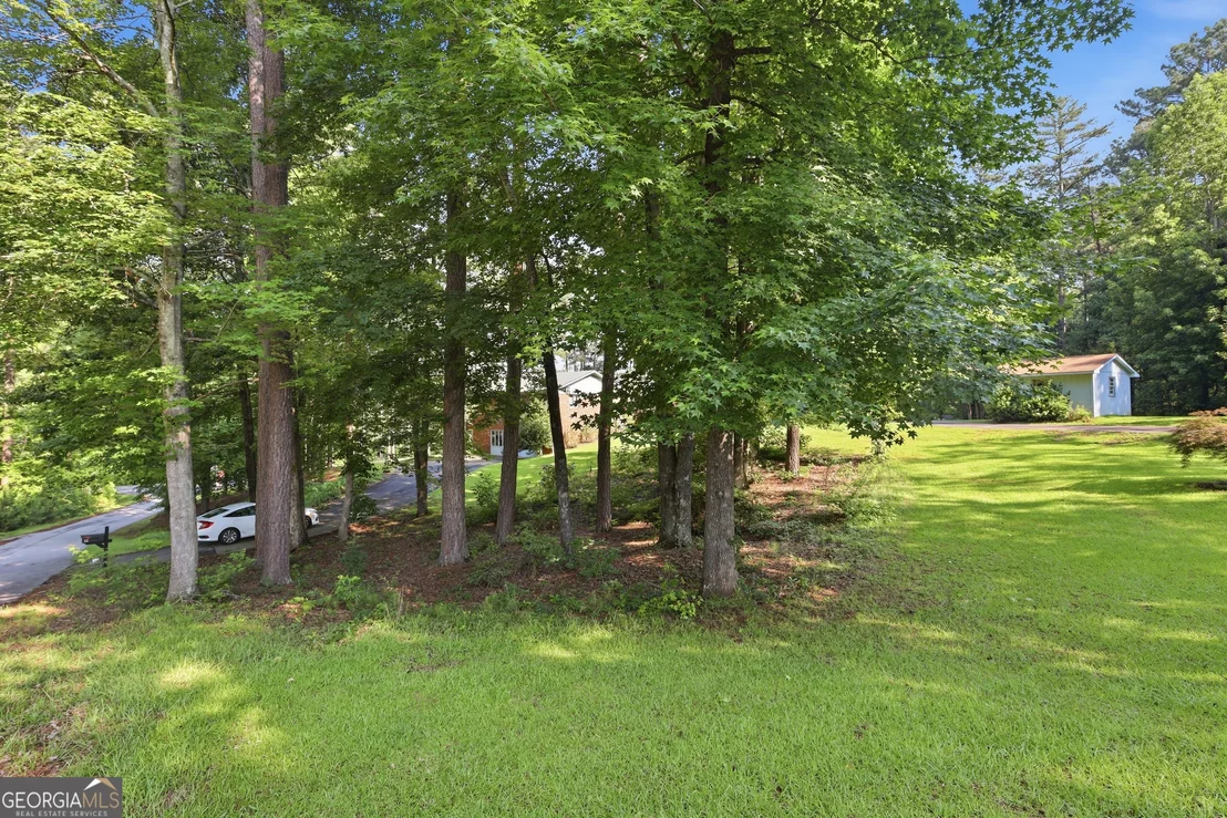 Photo of 33 Cherokee Hills Lane