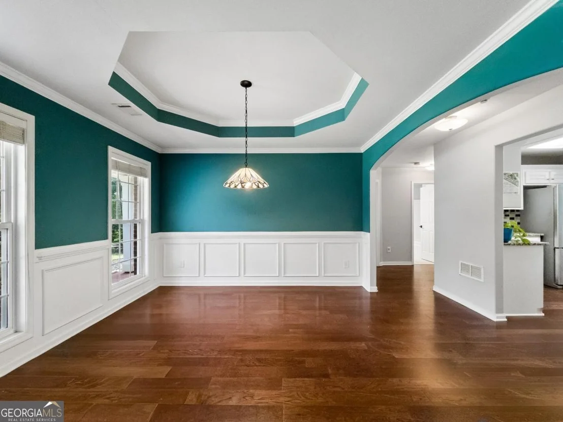 Photo of 210 Lexington Circle