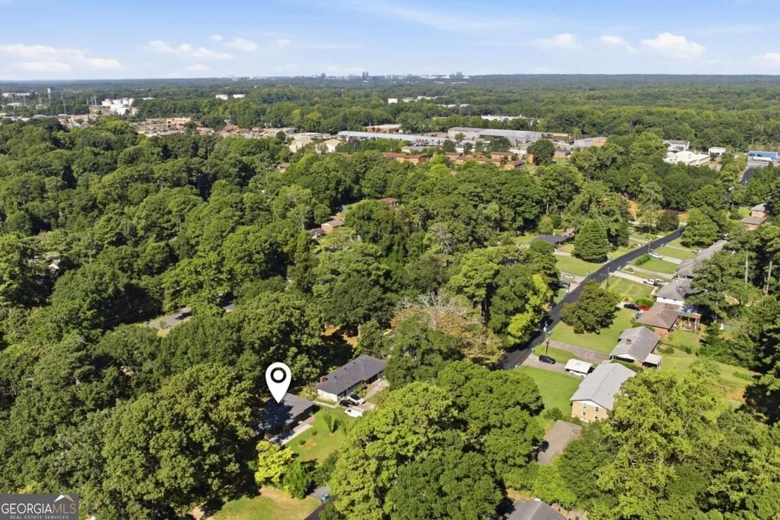 Photo of 2498 Johnson Drive
