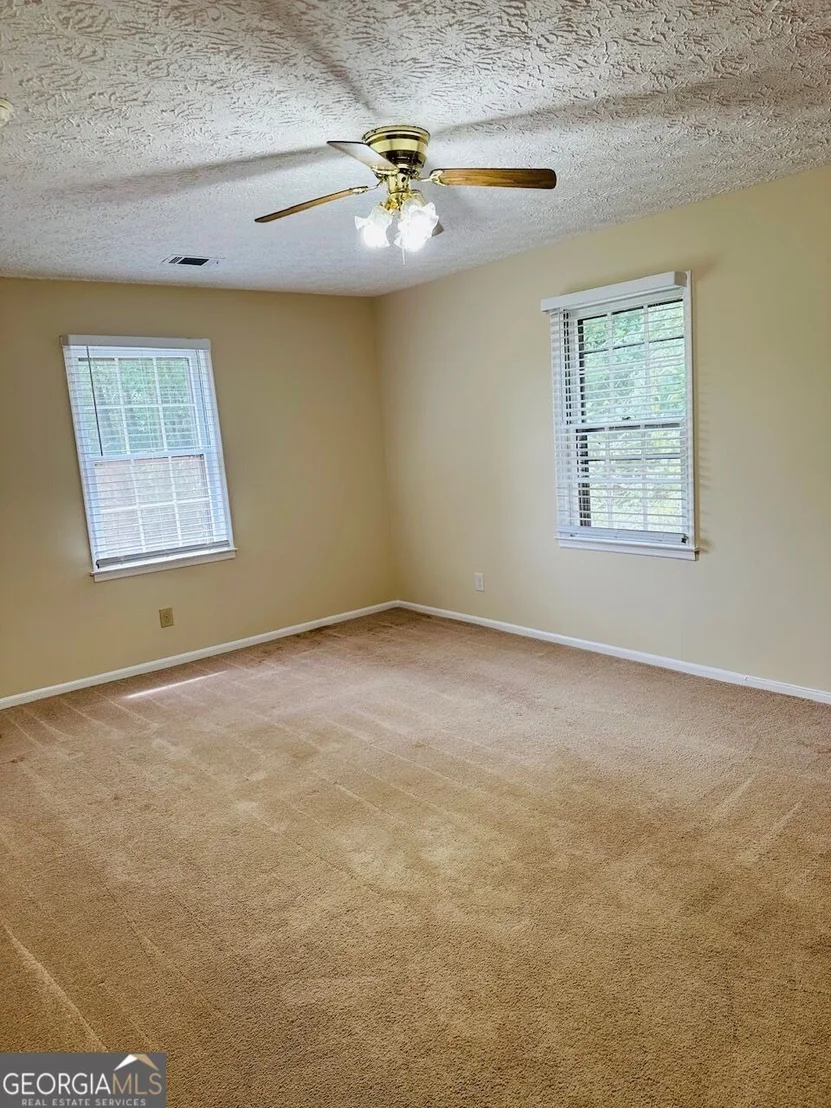 Photo of 115 W Pyne Drive